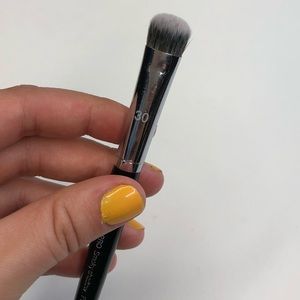 SEPHORA COLLECTION Pro Smoky Shadow Brush #30